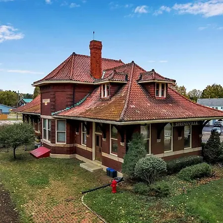 Historic Springville Train Depot Inn Hotel Apartment Exterior photo